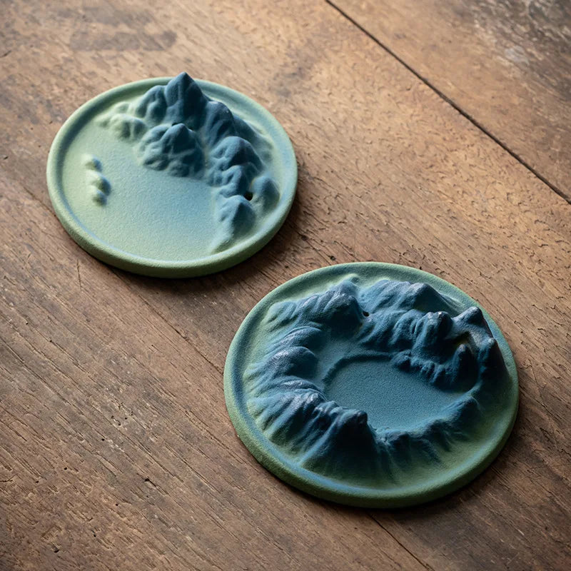 Sikunuo | Mistic Mountain Ceramic Waterfall Incense Burner