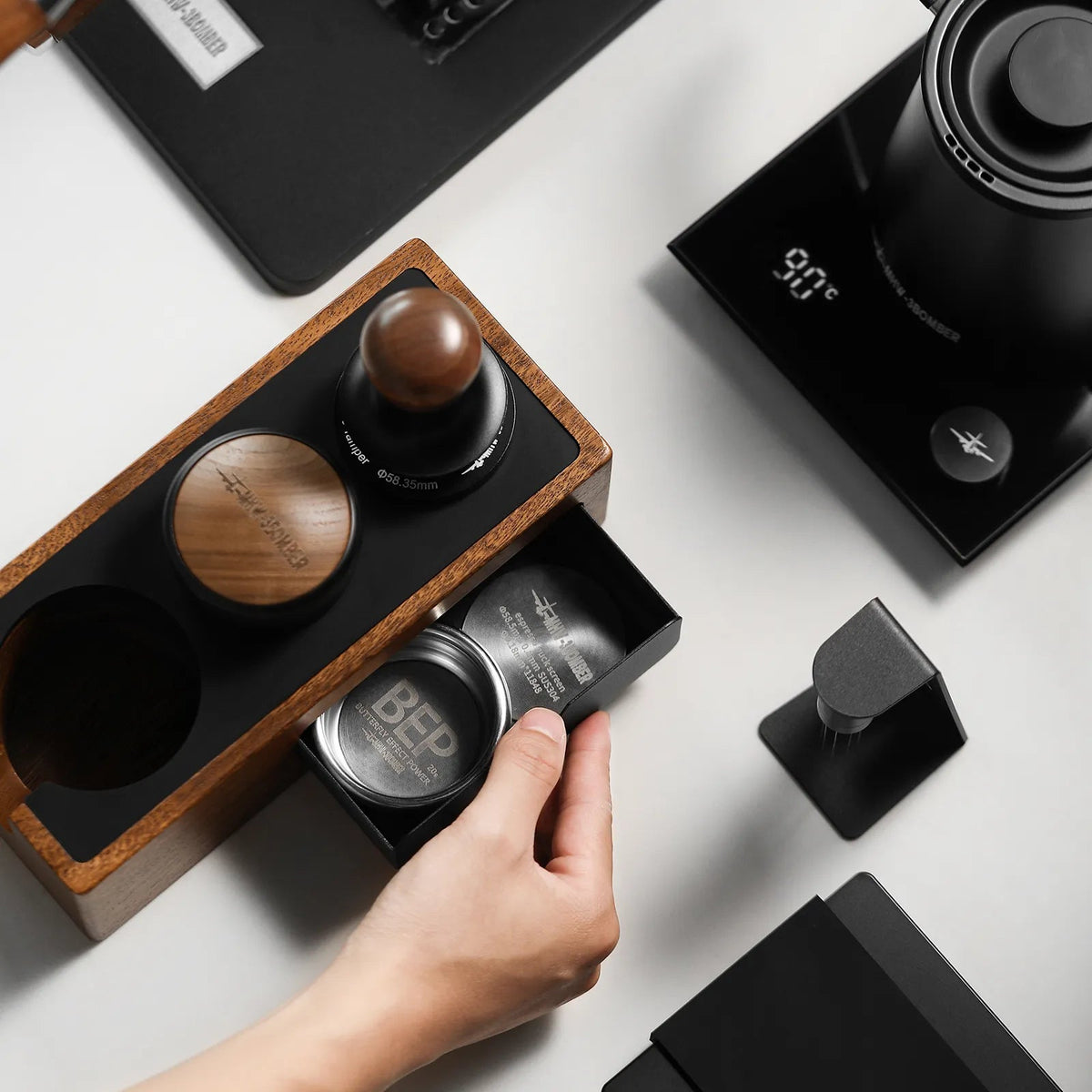 Sikunuo | Barista Favorite Vintage Storage Box Tamper Station