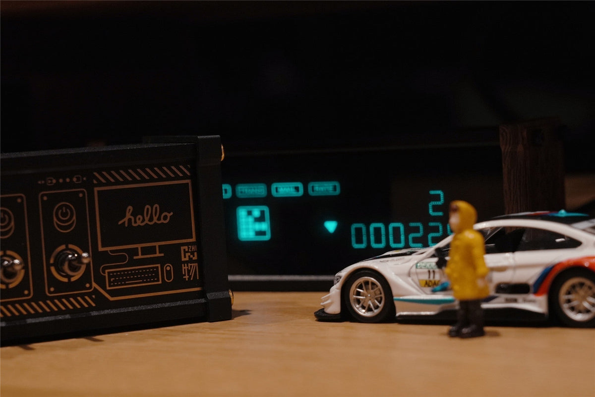 Sikunuo | Retro Block USB Socket