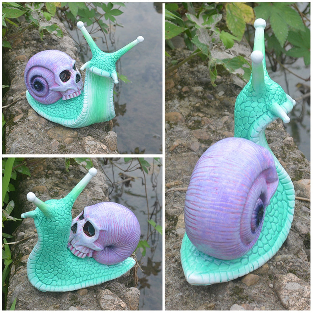 Sikunuo | Snail Skull Halloween Patio Sculpture