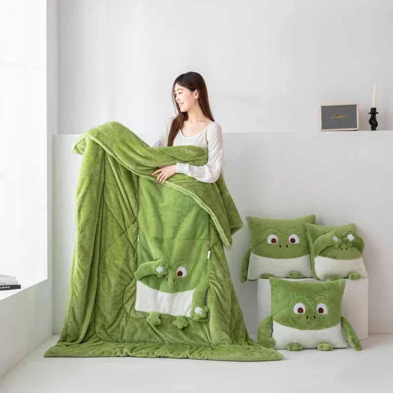 Sikunuo | Cozy Dreams Mini Monster Quilted Pillow Blanket