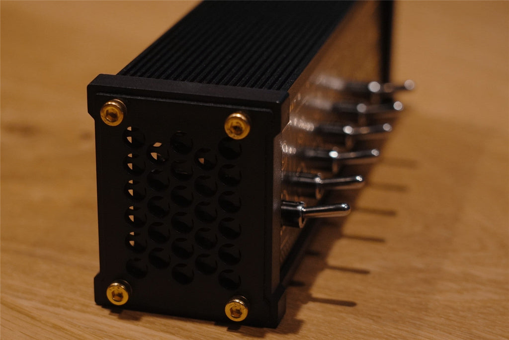Sikunuo | Retro Block USB Socket