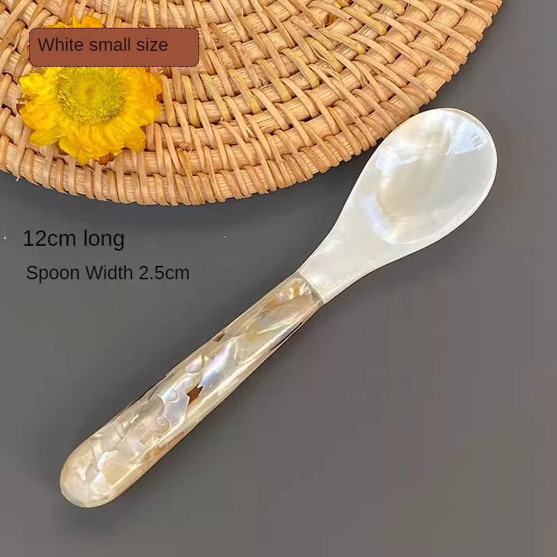 Sikunuo | Natural Pearl Shell Moonlight Snail Spoon