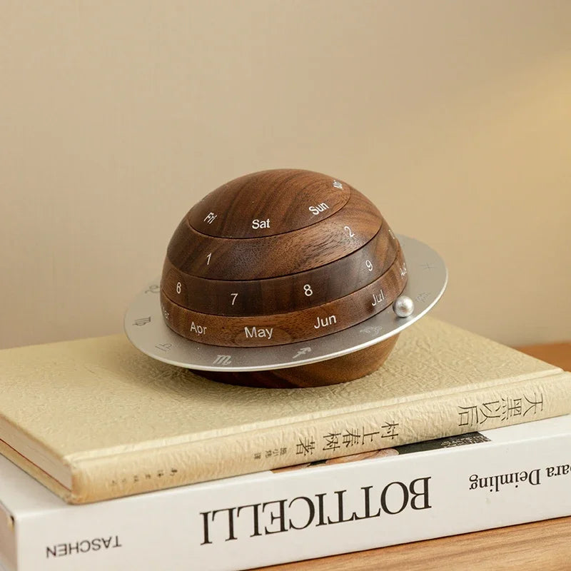 Sikunuo | Cosmic Cycle Minimalist Rotating Wooden Calendar