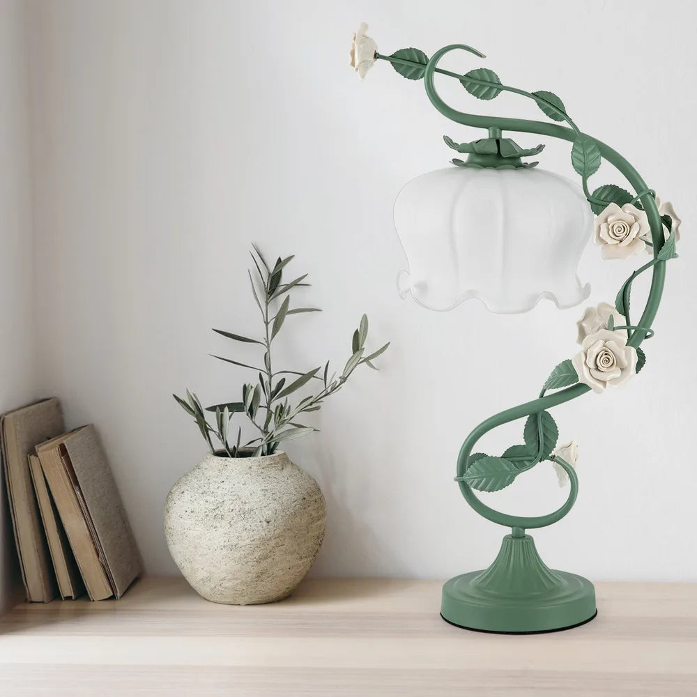Sikunuo | Artistic Nature-Themed Flower Desk Lamp