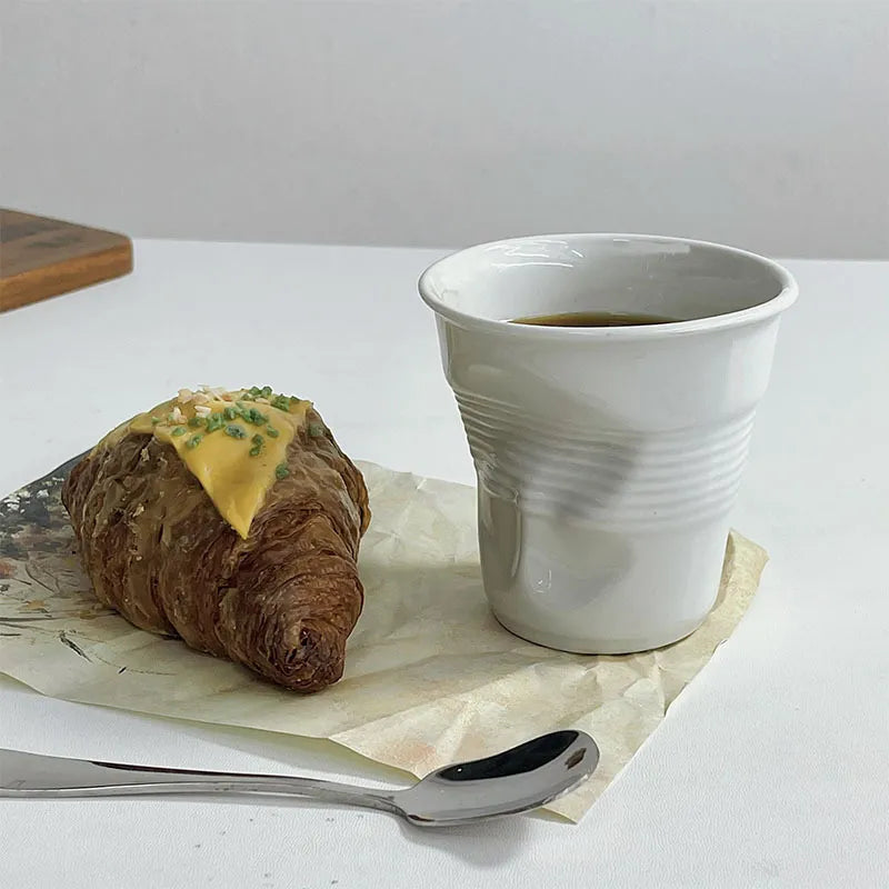 Sikunuo | Realistic Ceramic Bent Creative Mug
