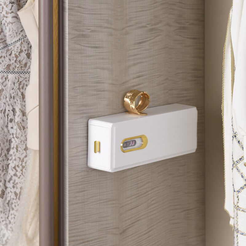 Sikunuo | Wall-Mounted Cabinet Cloth Organizer Drawer