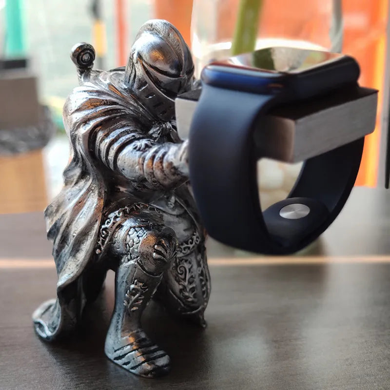 Sikunuo | Guardian of Timepiece Medieval Watch Holder