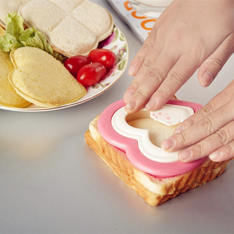 Sikunuo | Heart Shape Cute Sandwich Cutter