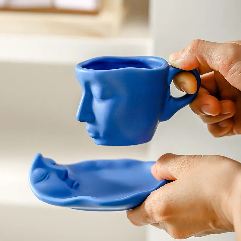 Sikunuo | Love Forever Kiss Ceramic Mug