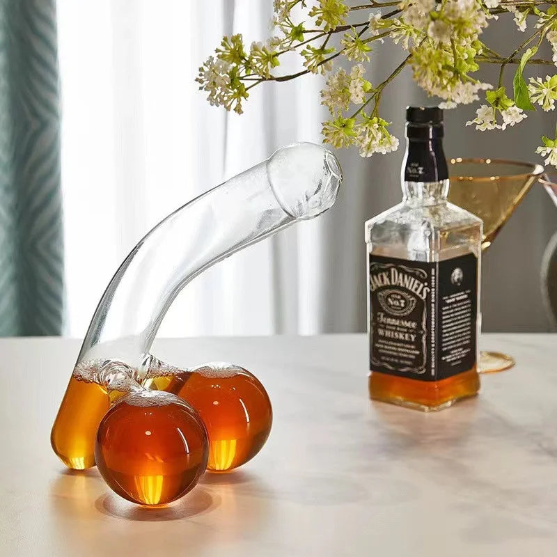 Sikunuo | Playful Curve Adult-Themed Decanter