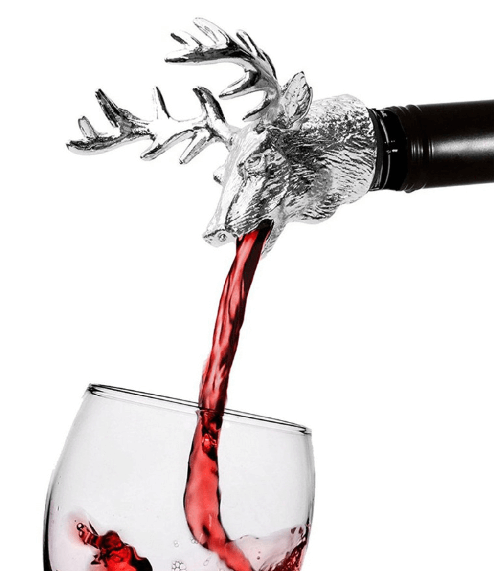 Sikunuo | Deer Head Wine Pourer