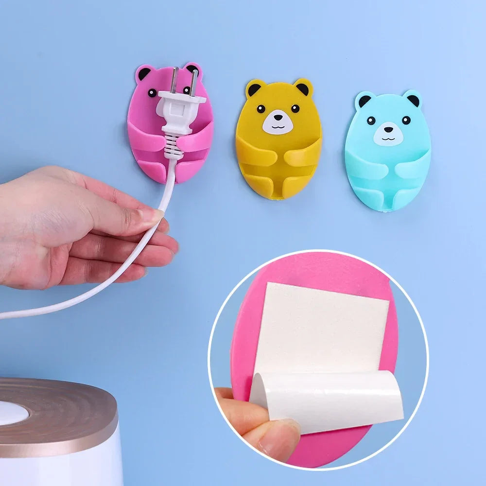Sikunuo | Bear Hug Self-Adhesive Wall Plug Holder