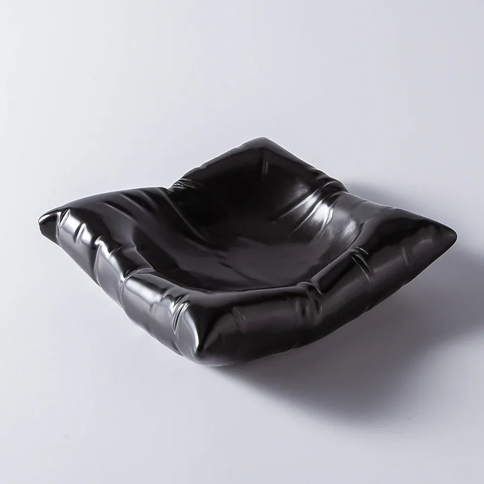 Sikunuo | Ceramic Artistic Pillow Shape Food Plate