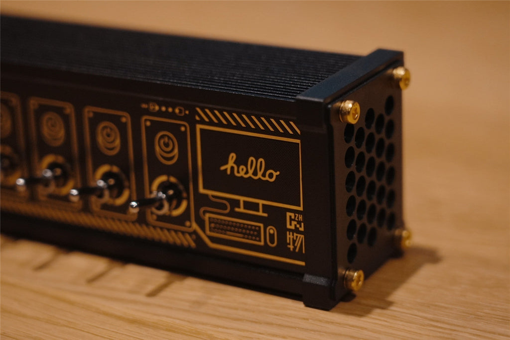 Sikunuo | Retro Block USB Socket