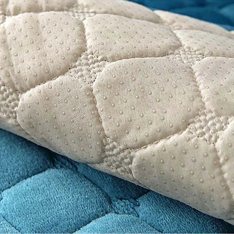 Sikunuo | Cozy Soft Thick Plush Non-Slip Sofa Cover