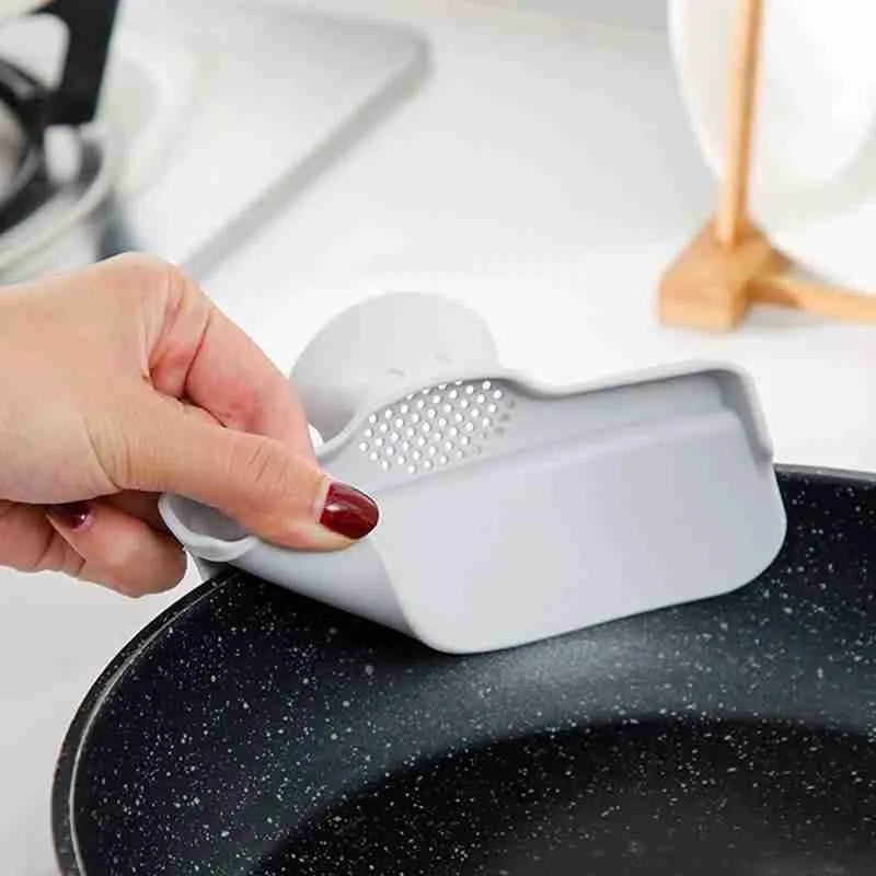 Sikunuo | Easy Clean Silicone Soup Pouring Nozzle