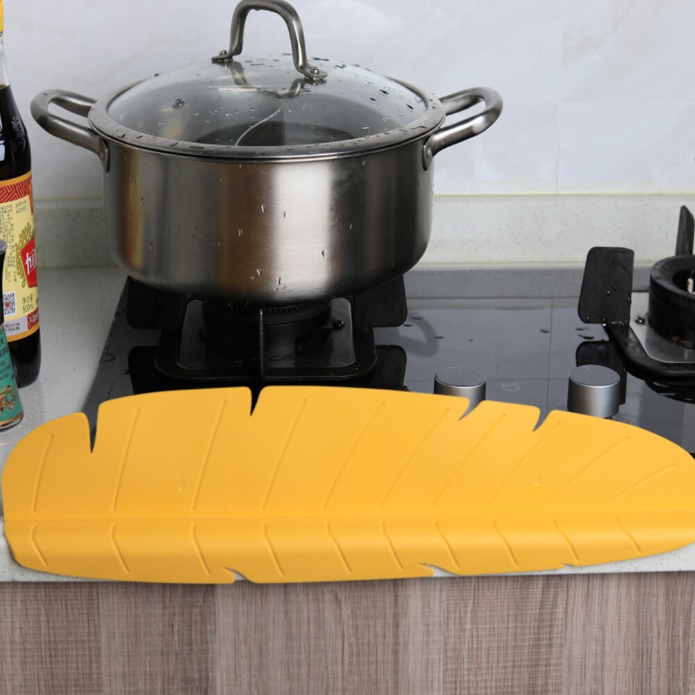 Sikunuo | Banana Leaf Water Splash Protector