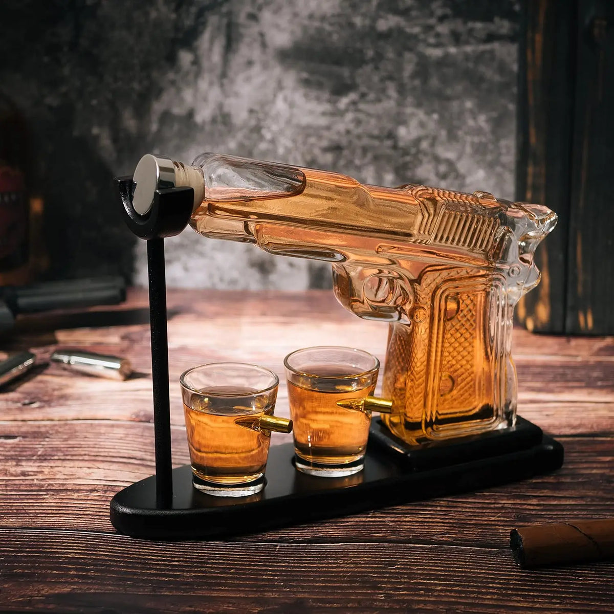 Sikunuo | Gun Shape Bullet Glass Decanter Set