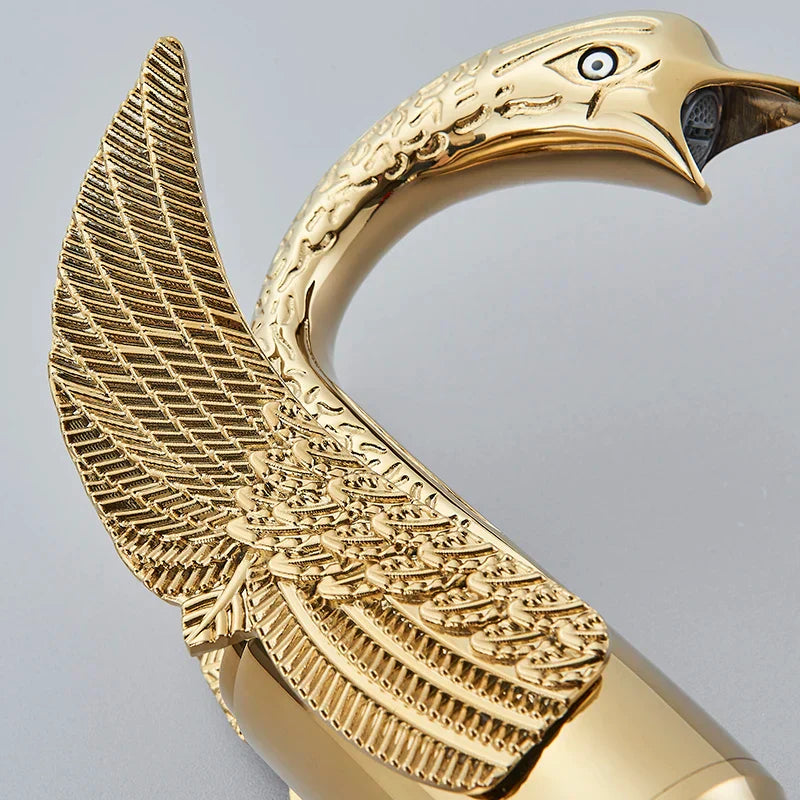 Sikunuo | Swan Single Handle Golden Basin Faucet