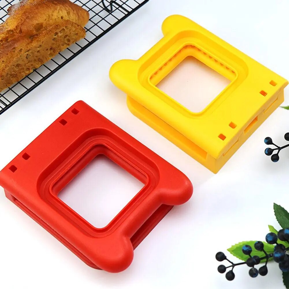 Sikunuo | Kids Dream Square Sandwich Cutter