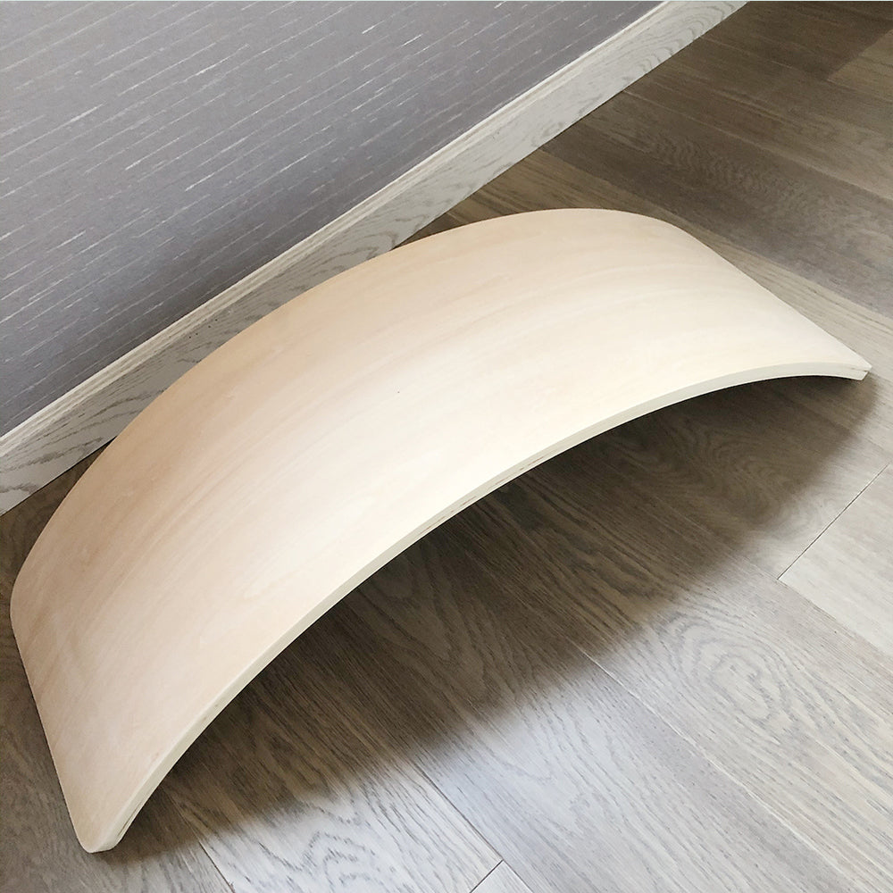 Natural Wooden Balance Board for Kids – Open-Ended Montessori Toy for Creative Play