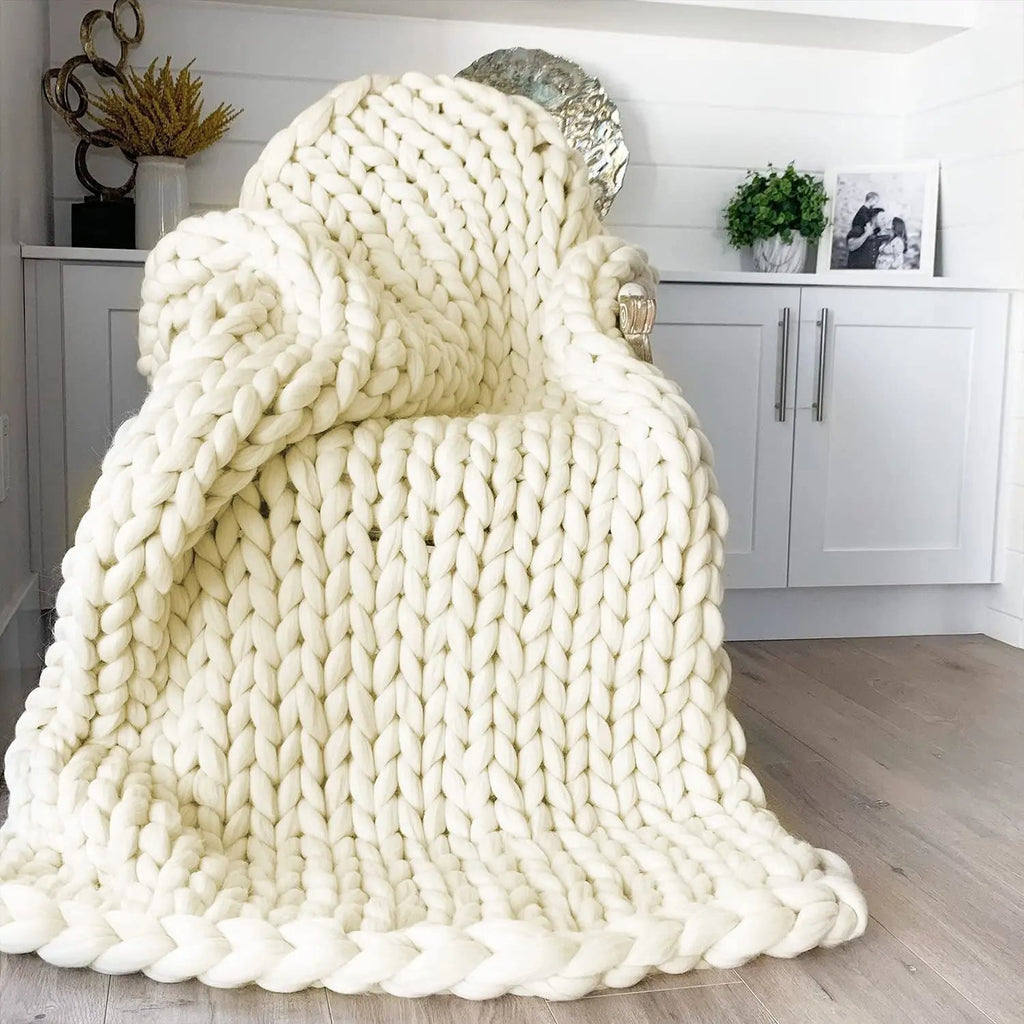 Sikunuo | Thick Line Sofa Knitted Blanket