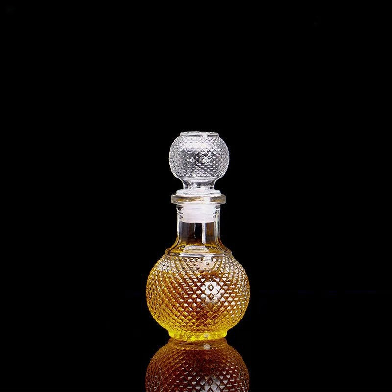 Sikunuo | Mini Vintage Glass Decanter