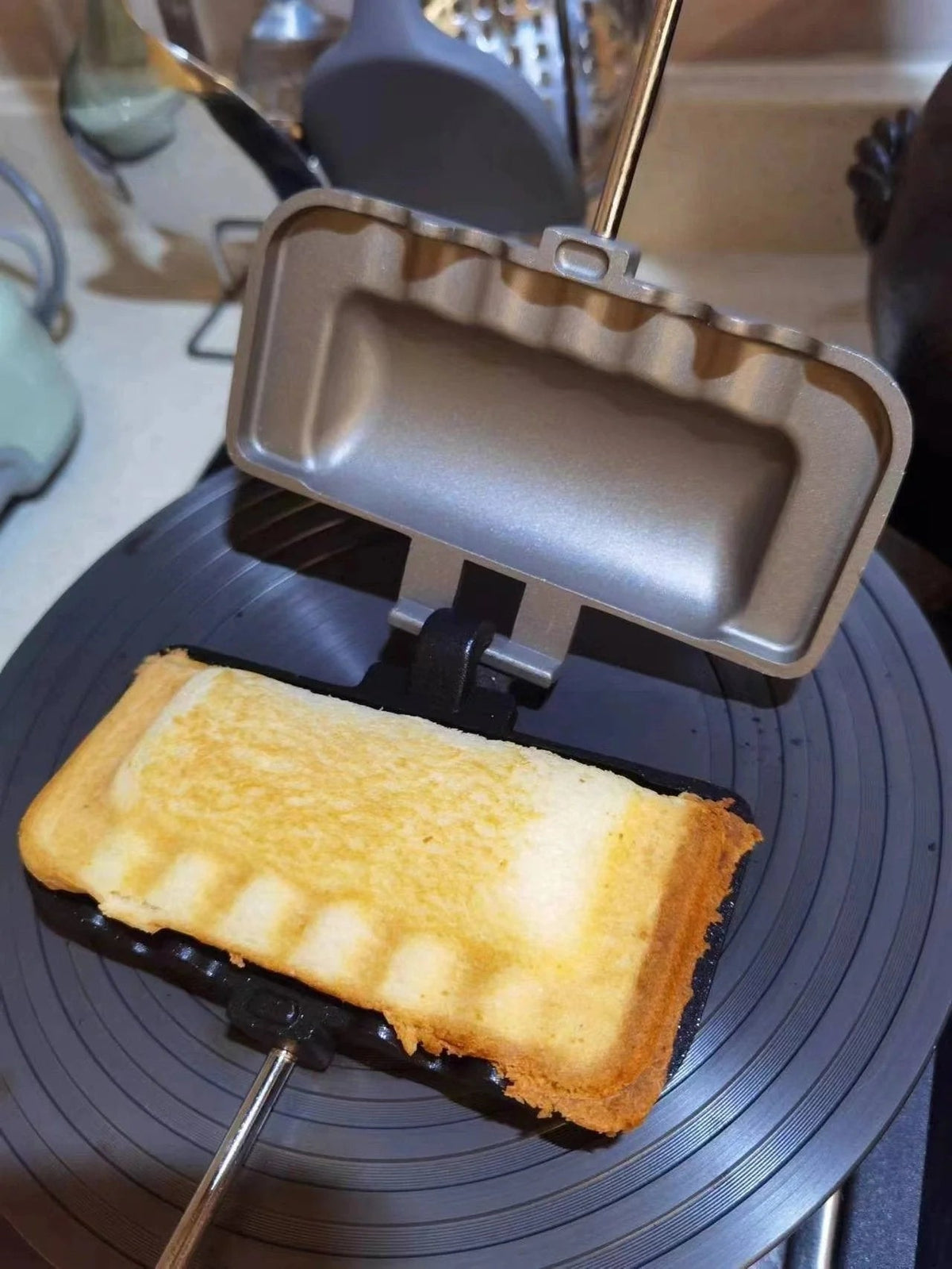 Sikunuo | Double-sided sandwich pan – Non-stick aluminum breakfast roaster