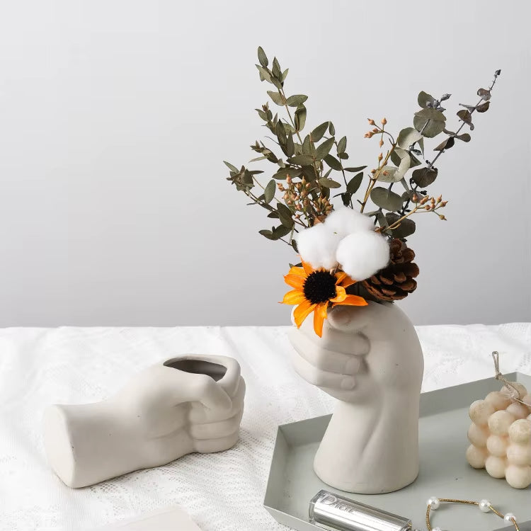Sikunuo | Artistic Hand Gesture Ceramic Tabletop Flower Vase