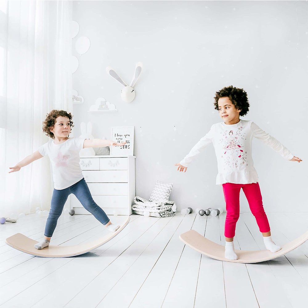 Natural Wooden Balance Board for Kids – Open-Ended Montessori Toy for Creative Play