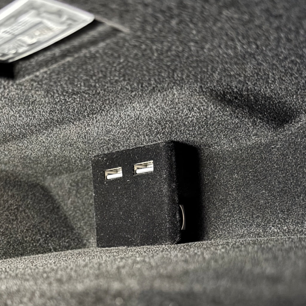 Glove Box USB Docking Station for Model Y Juniper & Model 3 Highland - 4 Ports | Plug-and-Play