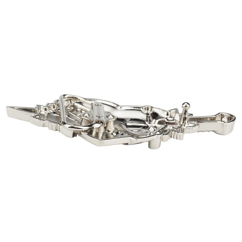 LOVE HURTS Heart-Piercing Sword Belt Buckle