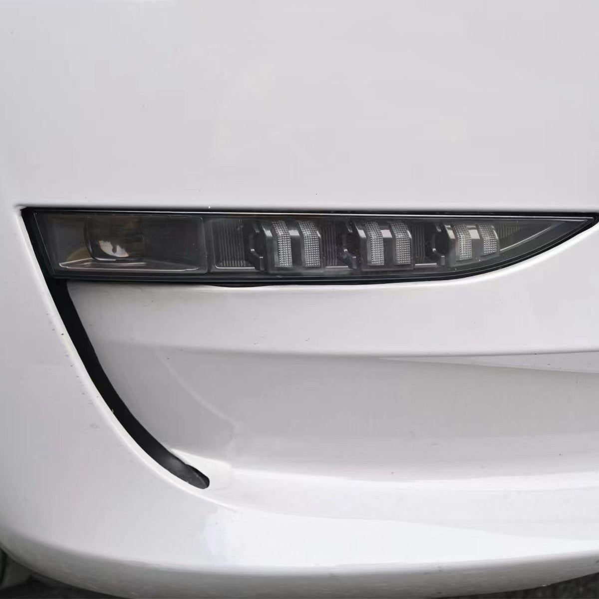 Sikunuo Modified Fog Light Sequential Turn Signal for Model 3/Y