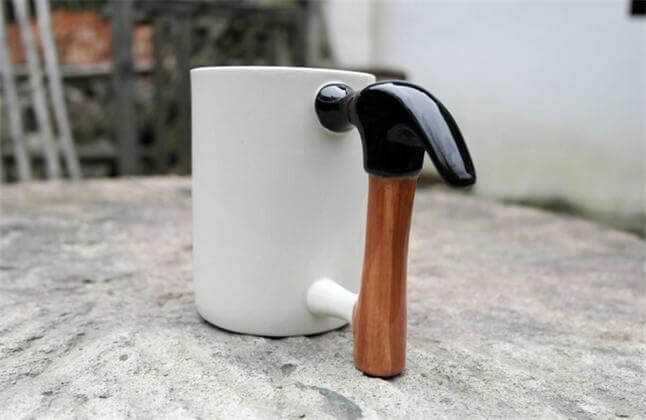 Sikunuo | Hammer Shaped Ceramic Mug