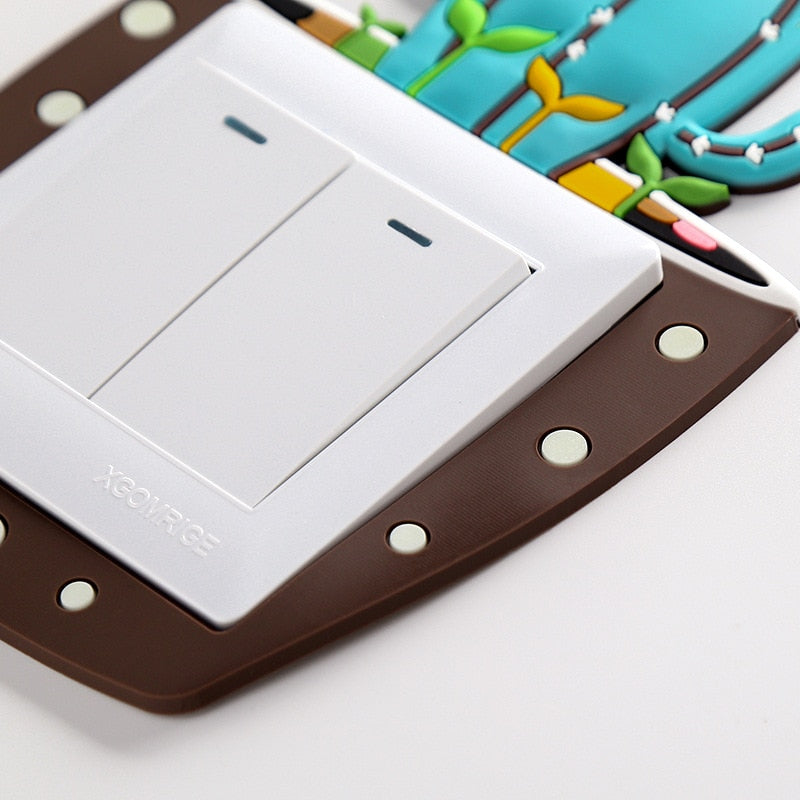 Sikunuo | Luminous Cactus Socket Cover Sticker