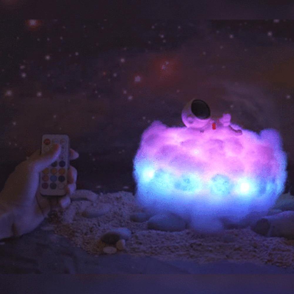 Sikunuo | Astronaut Colorful Clouds Night Light