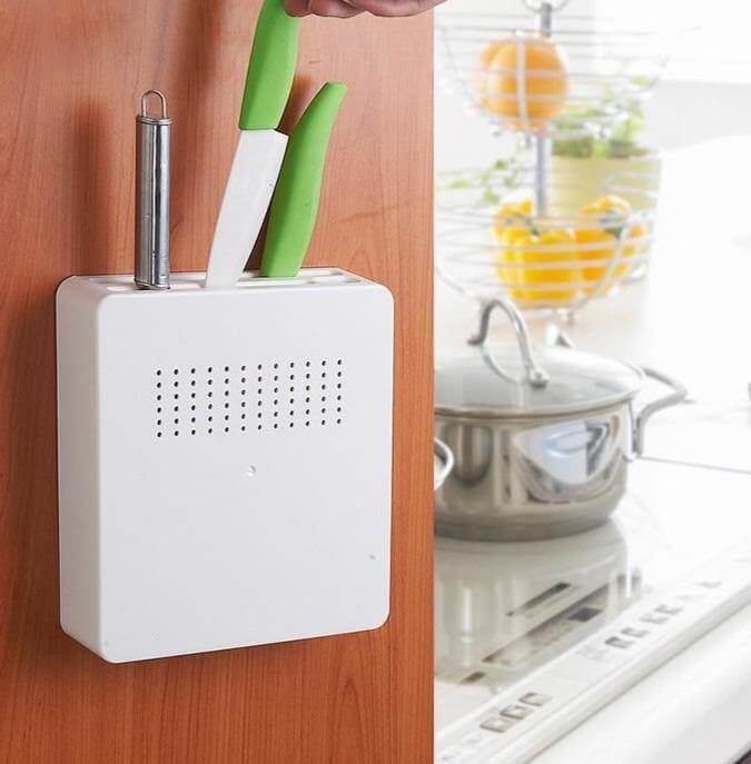 Sikunuo | Hidden Kitchen Cabinet Knife Holder