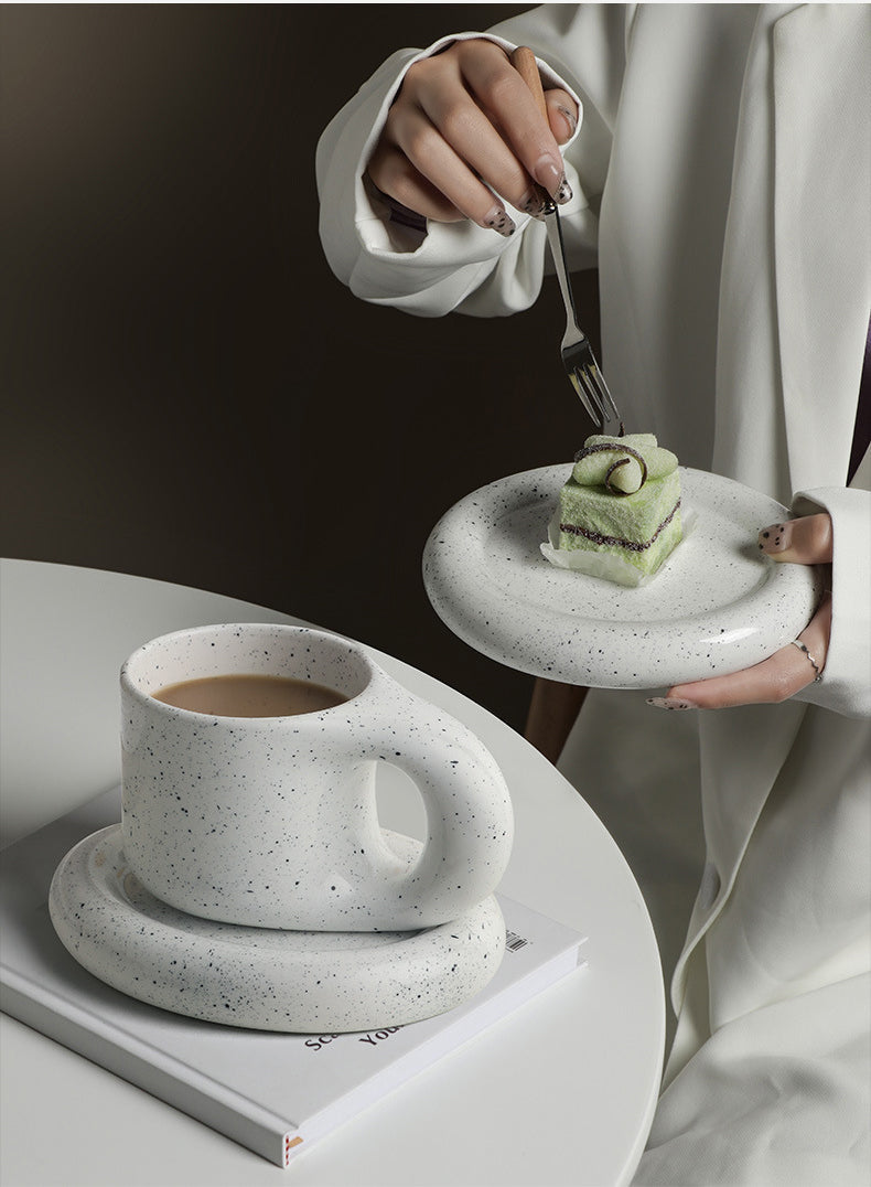 Sikunuo | Nordic Ceramic Handle Handmade Mug