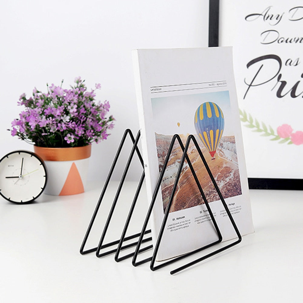 Sikunuo | Nordic Triangle Iron Magazine Holder