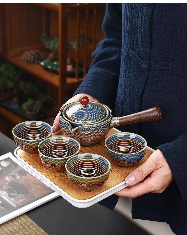 Sikunuo | Unique Ceramic Moving Teapot Filter Set