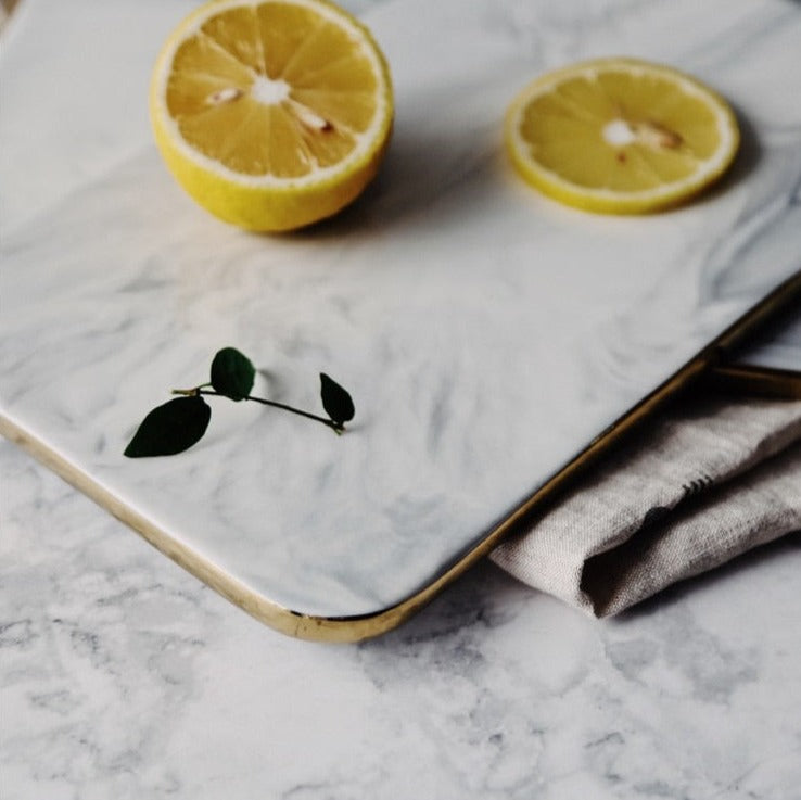 Sikunuo | Elegant White Marble Ceramic Cutting Board