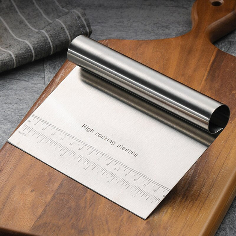 Sikunuo | Stainless Steel Easy Dough Cutter