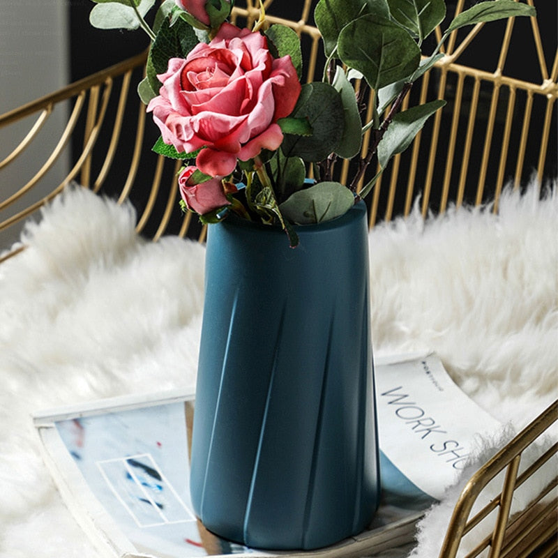 Sikunuo | Nordic Style Elegant Origami Flower Vase
