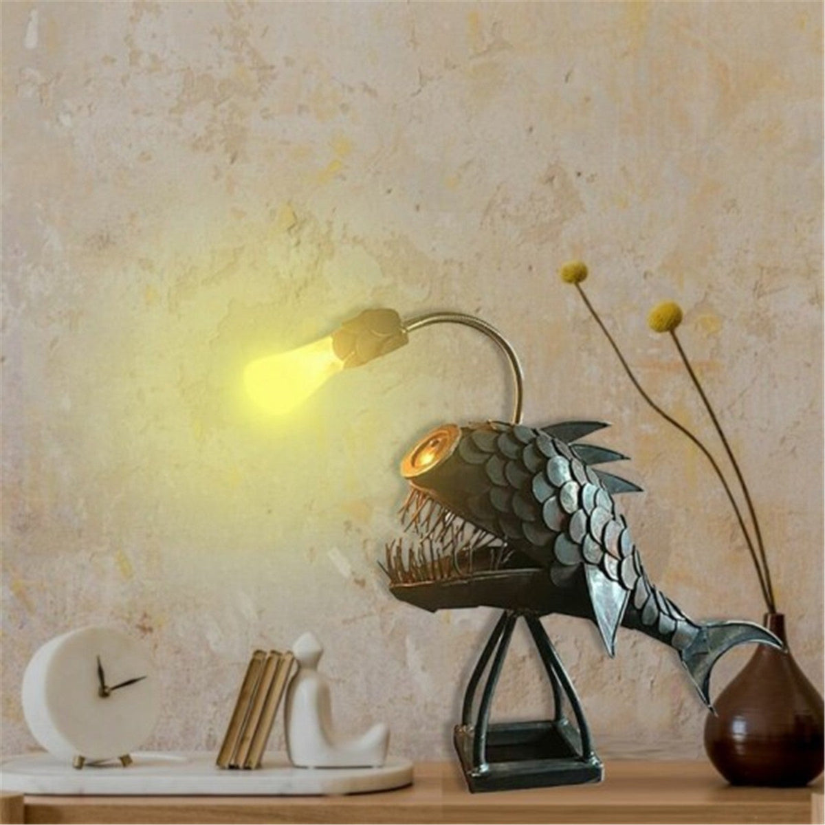Sikunuo | Creative Iron Angler Fish Desk Lamp