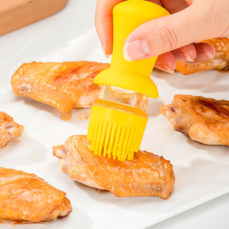 Sikunuo | 2in1 Easy Oil Dispenser Brush Bottle