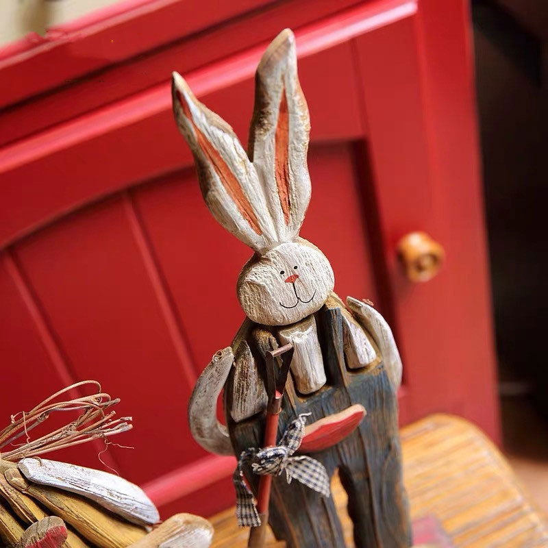 Sikunuo | Wooden Retro Easter Bunny Outdoor Ornament