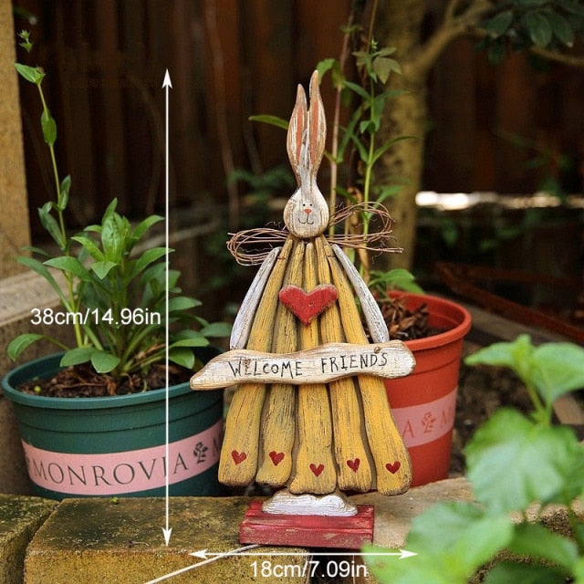Sikunuo | Wooden Retro Easter Bunny Outdoor Ornament
