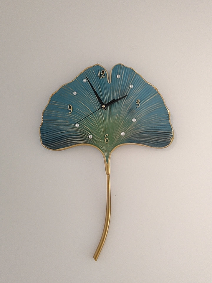 Sikunuo | Elegant Leaf Wall Silent Clock