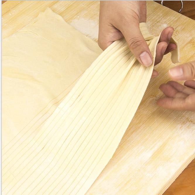 Sikunuo | Stainless Steel Dough Cutting Noodle Maker